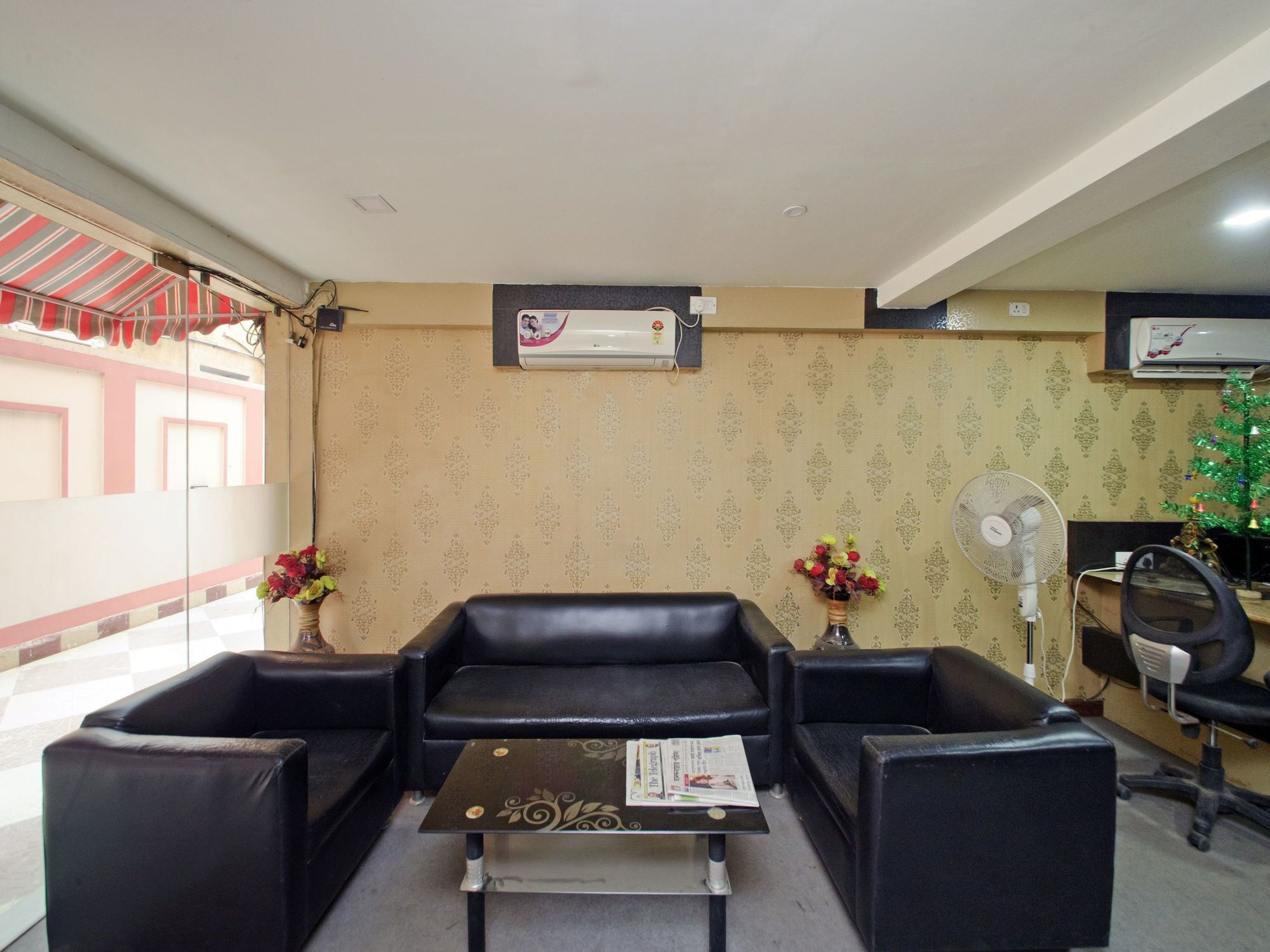 Oyo 460 Hotel Ivory Residency Kolkata Luaran gambar